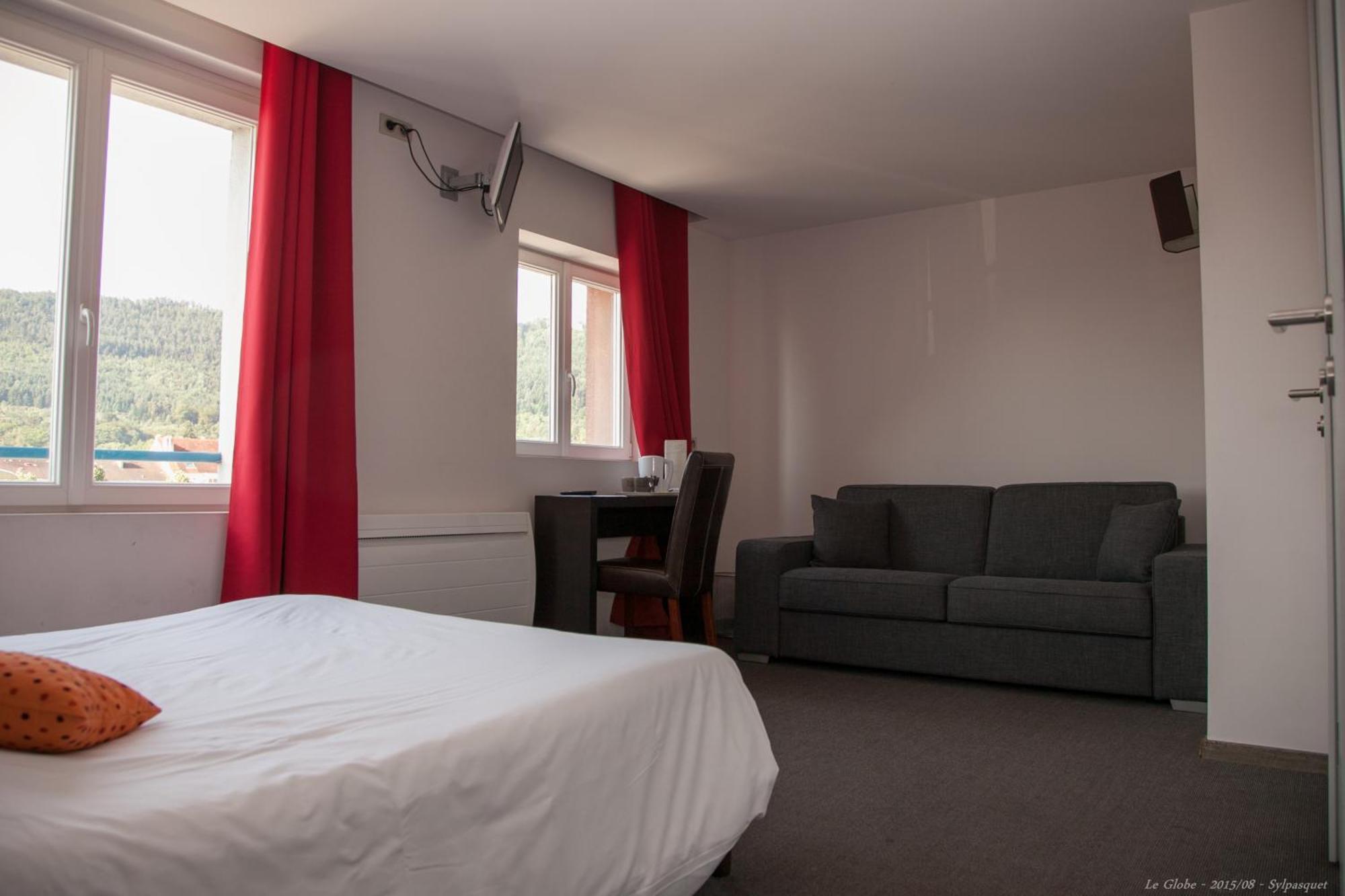 Hotel Bar Le Globe Saint-Die-des-Vosges Номер фото